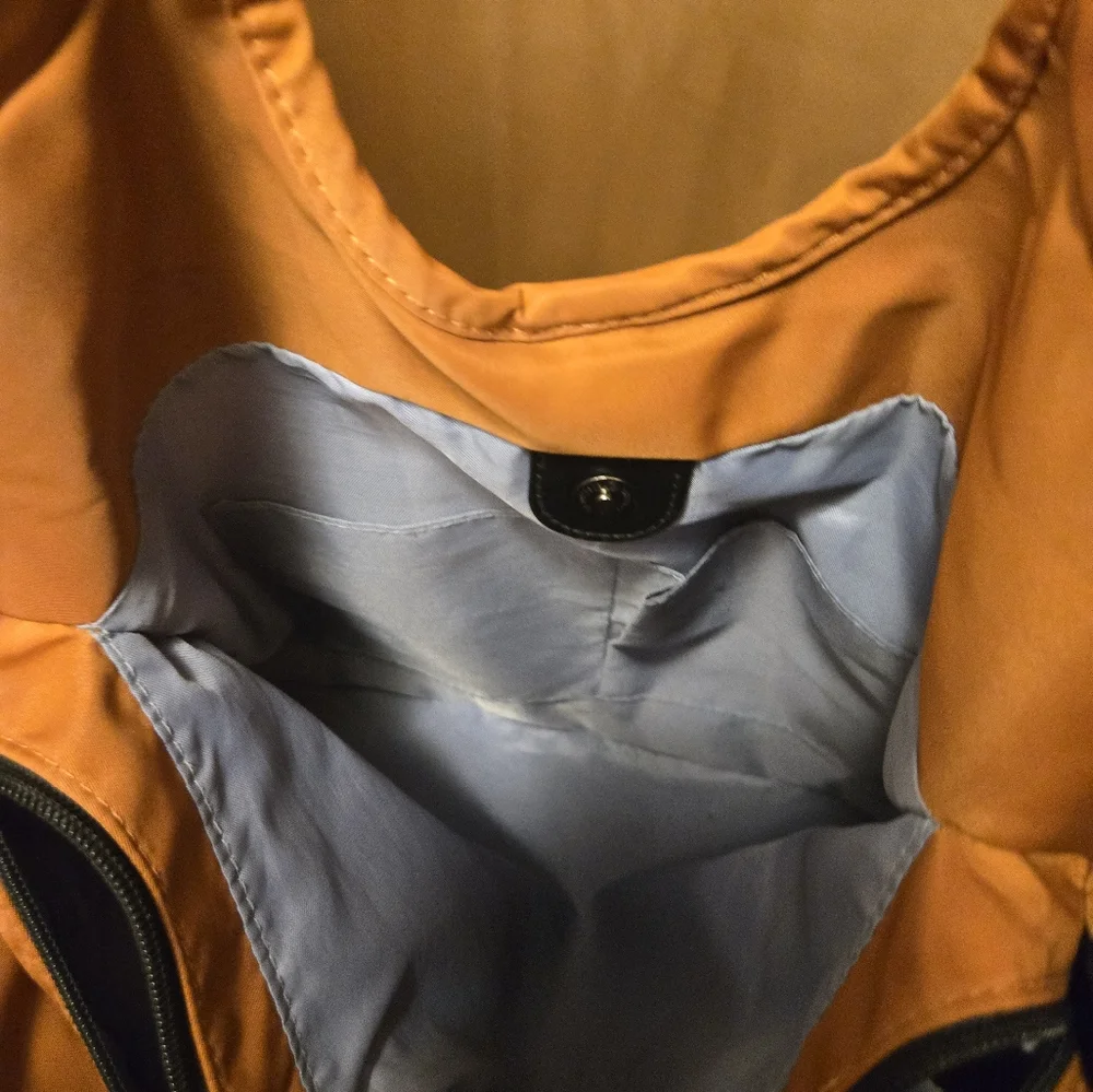 IHKWIP Everyday Shopper warm caramel Tote Bag